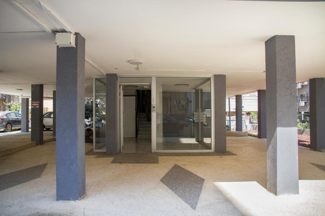 Apartments4You Maya Bat Yam Exterior photo