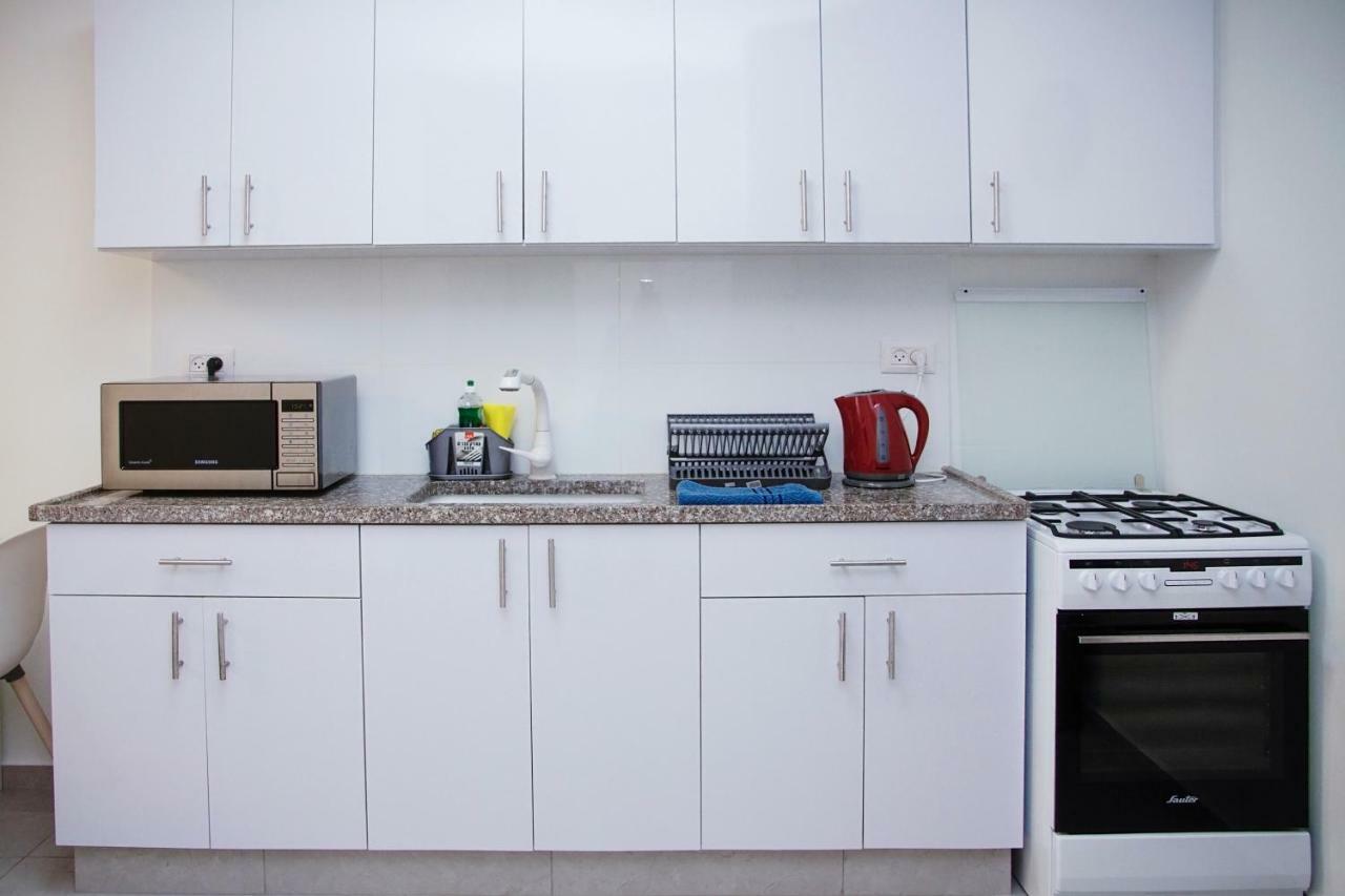 Apartments4You Maya Bat Yam Exterior photo